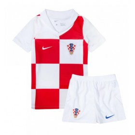 Kroatien Heimtrikot EM 2024 Kurzarm (+ kurze hosen)